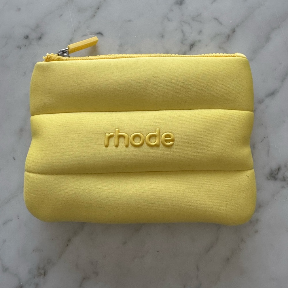 Rhode yellow zip bubble pouch